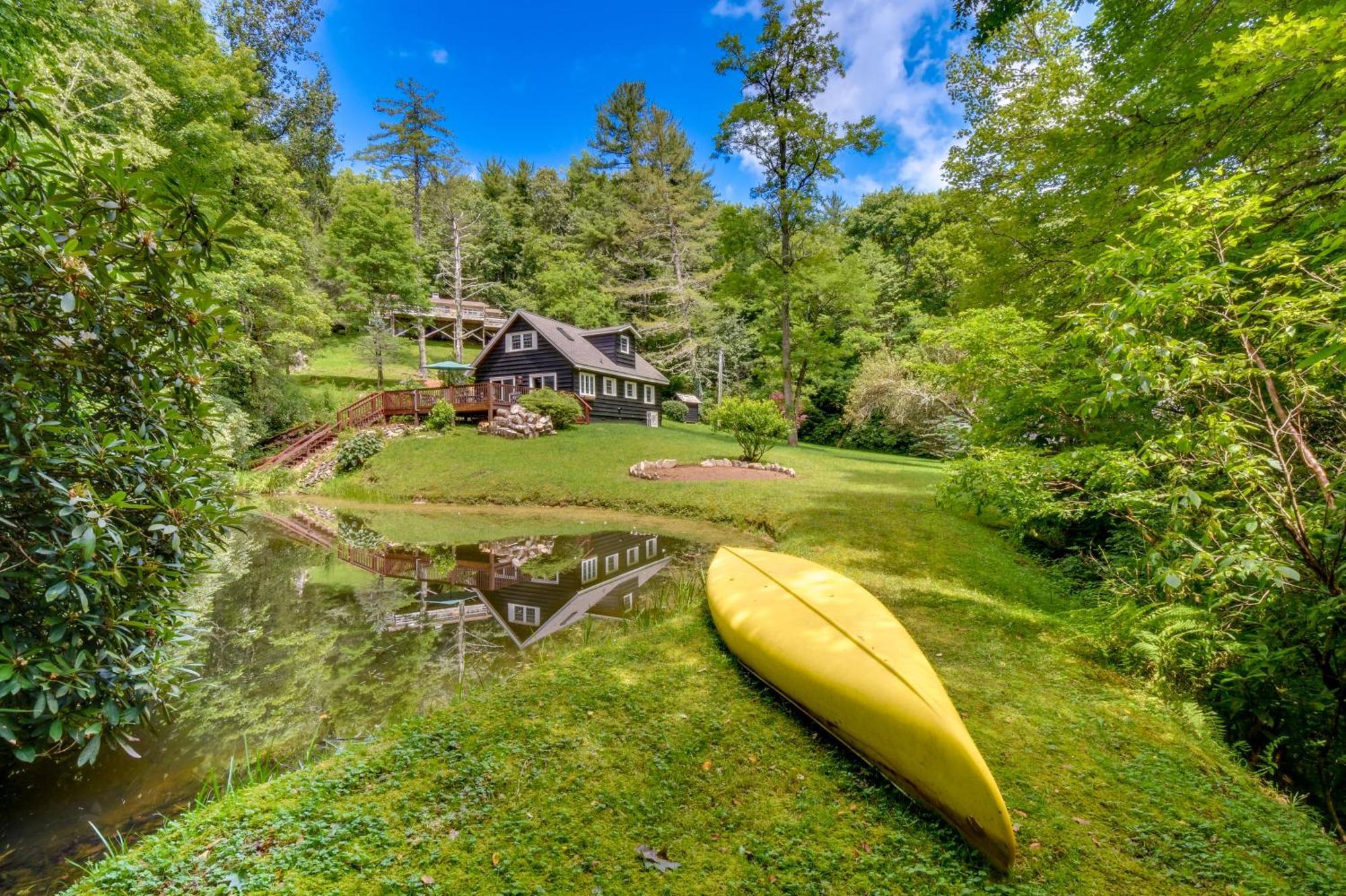 Enchanting Highlands Cottage With Pond And Falls! Exteriér fotografie